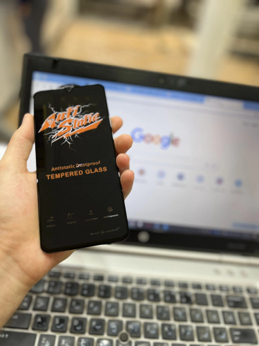 گلس آنتی استاتیک برای A30